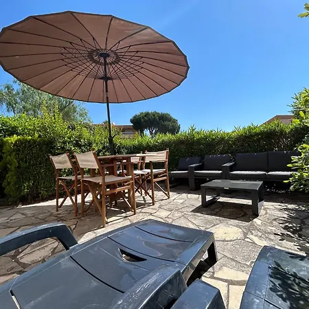 Avec Terrasse, Piscine Et Place De Parking - 6 Couchages アパート